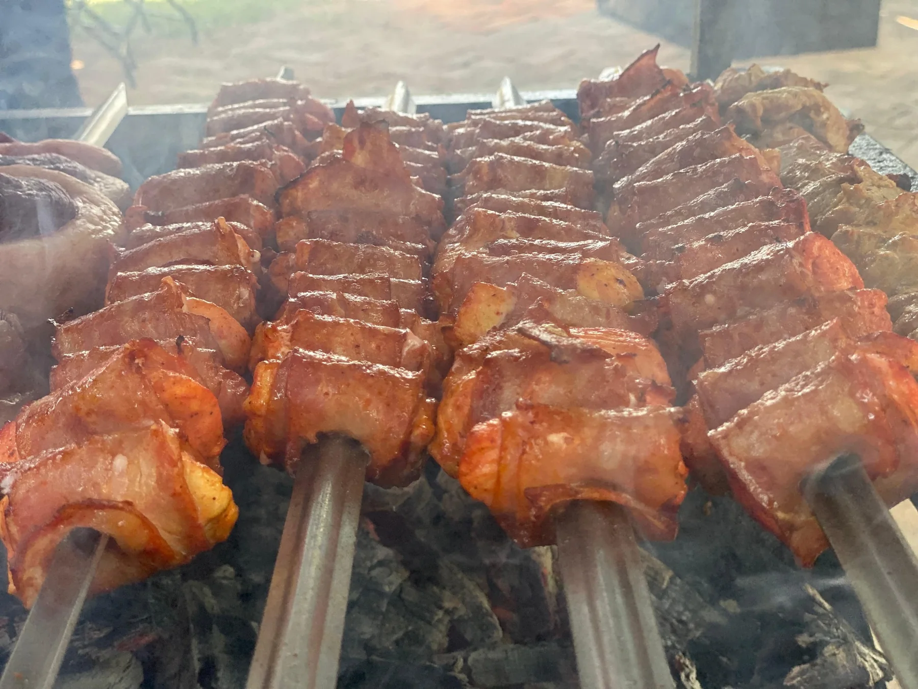 Trabajo real de Churrascaría GM en evento · fotografía 2