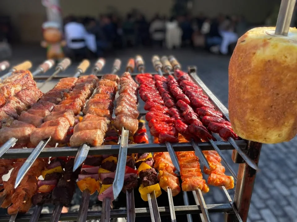 Trabajo real de Churrascaría GM en evento · fotografía 23